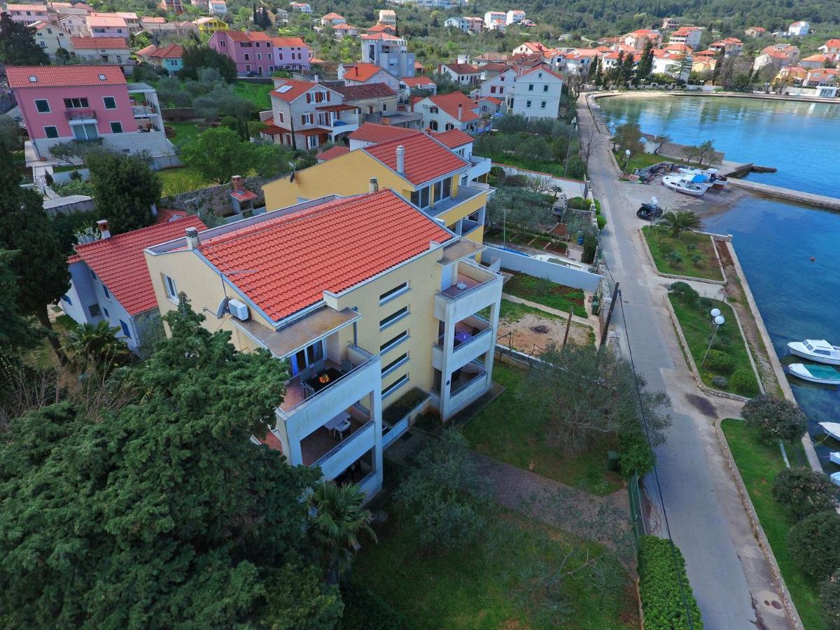 Apartmani Junto Preko Buitenkant foto
